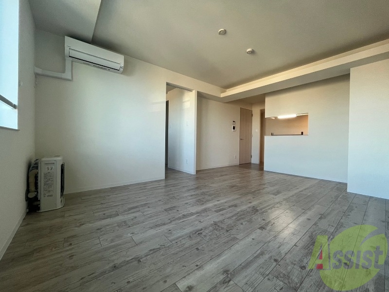 居室・リビング　広くてきれいなリビングです！快適に過ごせそうですね。