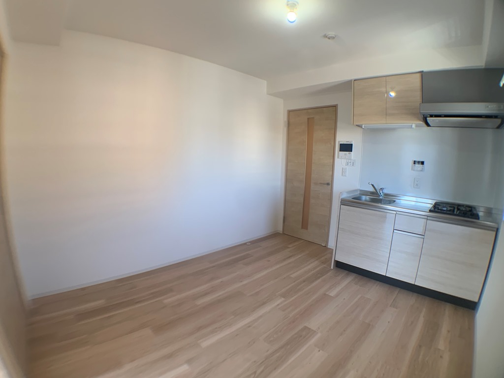 居室・リビング　床色が明るくて綺麗です♪