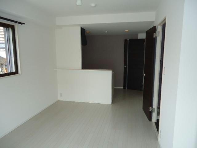 居室・リビング　※別部屋参照参考写真