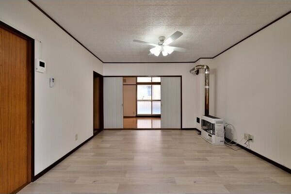 居室・リビング　使い勝手の良さそうなリビングです☆