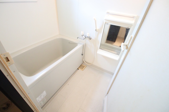 バス・シャワールーム　※別室の参考写真の為、現況優先です。