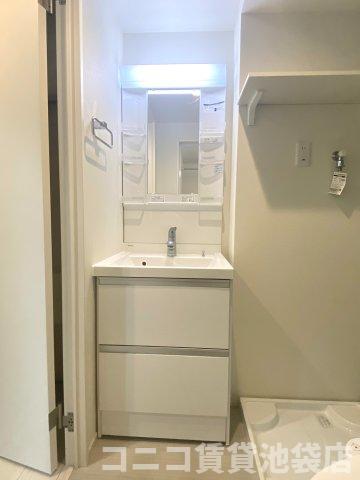洗面設備　別号室イメージの為、現状を優先致します。