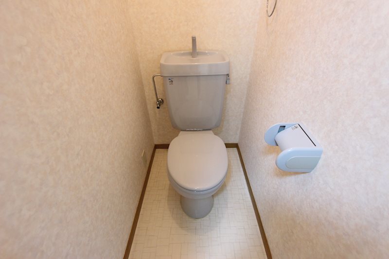 トイレ　別部屋参照