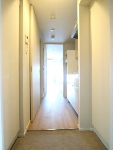 玄関　※参考写真