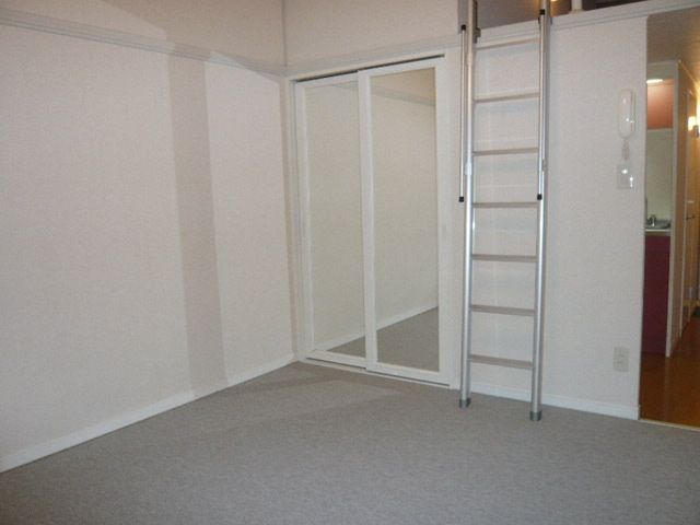 居室・リビング　収納