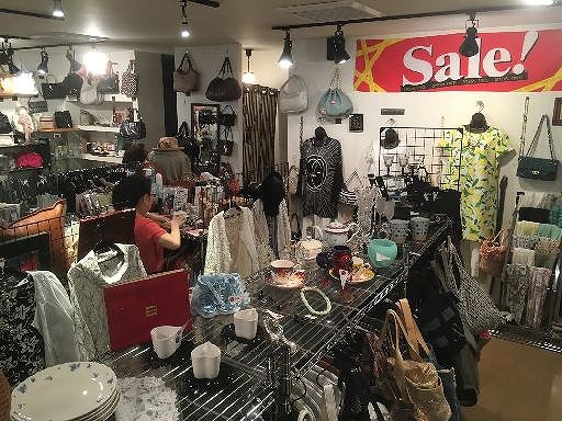 ショッピングセンター　ジョリーブ 六丁目店（ショッピングセンター）まで256m