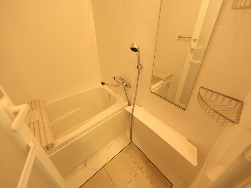 バス・シャワールーム　バスルーム　浴室暖房乾燥機付