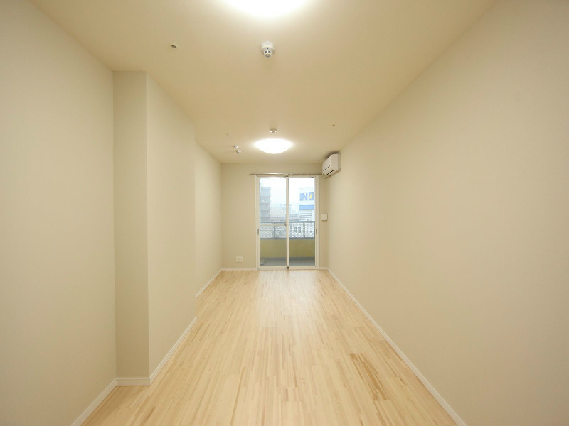 その他部屋・スペース　洋室12帖　エアコン完備　バルコニー