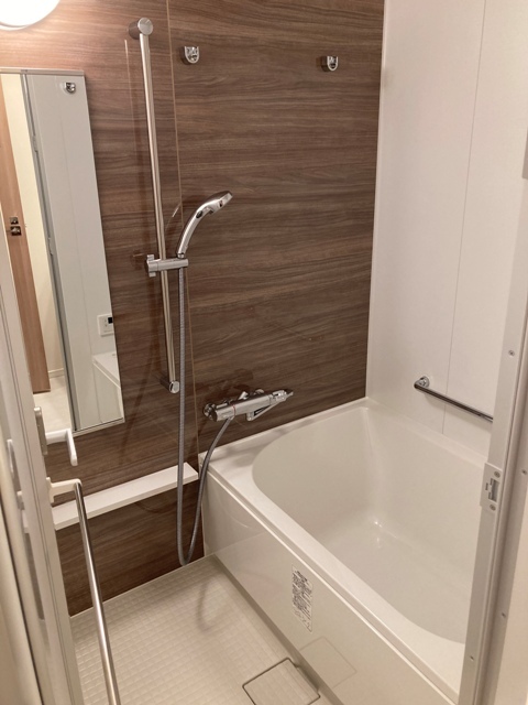 バス・シャワールーム　バス※別部屋参考写真