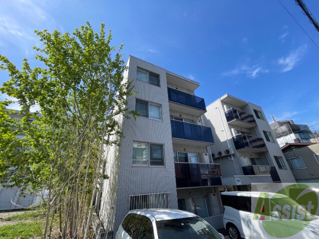 建物外観　札幌市中央区宮の森１条「グラフローレ」