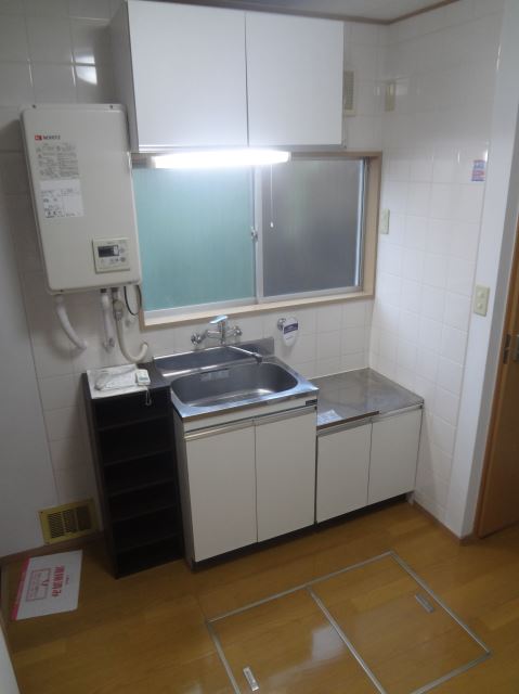 キッチン　キッチンスペース。２口ガスコンロ設置可。