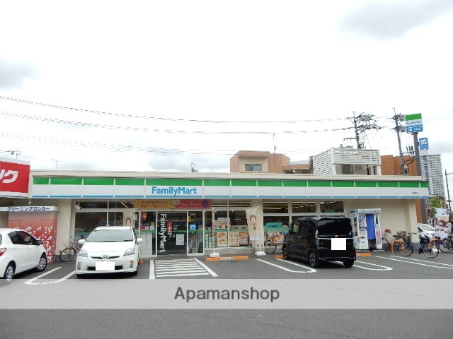 コンビニ　ファミリーマート／学南町店（コンビニ）まで240m