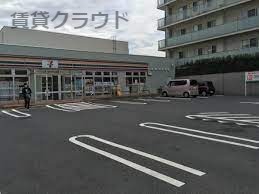 コンビニ　セブンイレブン 千葉中央港1丁目店（コンビニ）まで63m