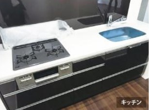 キッチン　３口ガスシステムキッチン