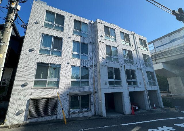 建物外観　※全て別号室のお写真。内装等参考にしてください。
