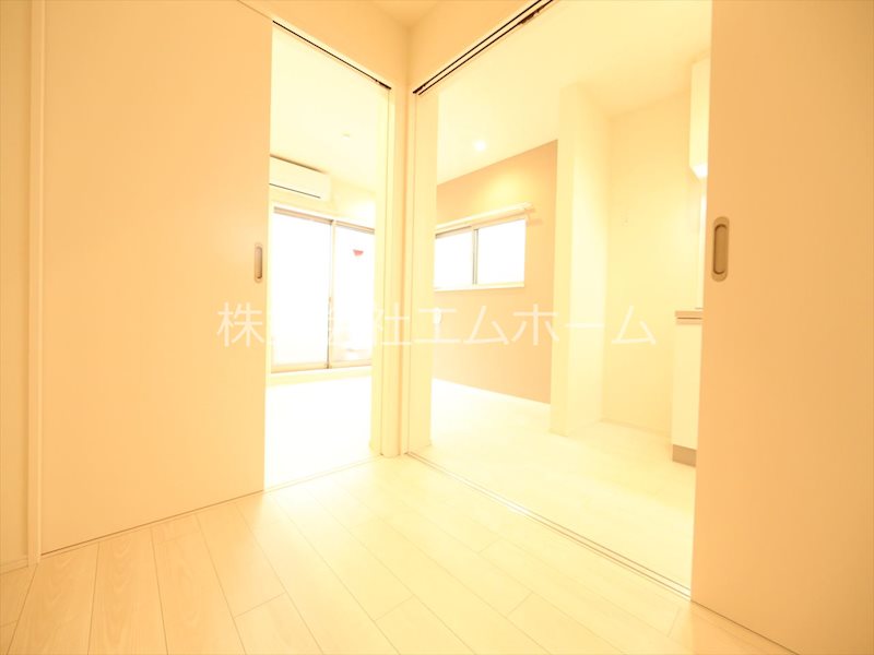 その他部屋・スペース　洋室3.3帖　ＤＫ7.5帖とつなげても仕切っても使えます