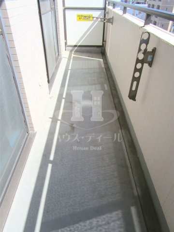 バルコニー　お洗濯にも便利なバルコニー付き