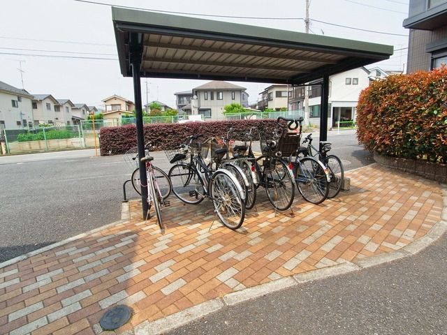 その他共有部分　♪屋根付駐輪場♪