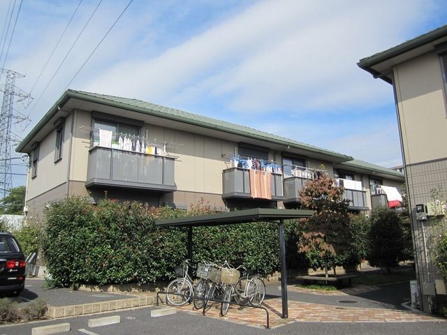 建物外観　♪日当たりの良い人気のテラスハウス♪