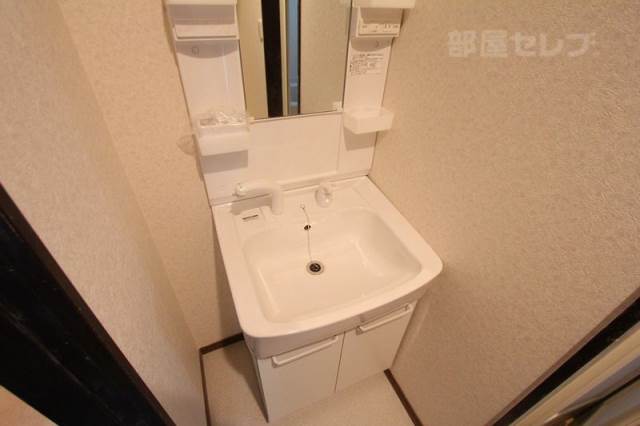 洗面設備　洗面台ももちろん新品ですよ。