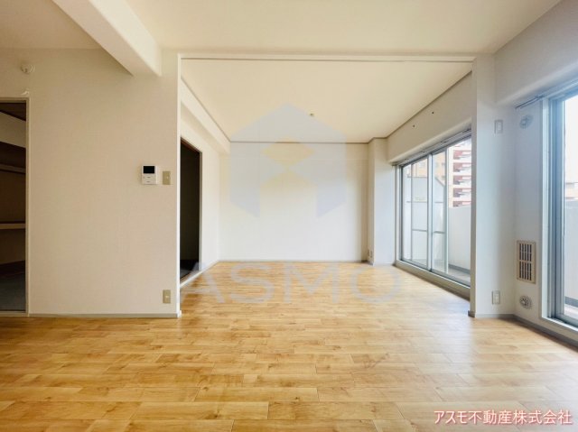 居室・リビング　※同物件　別間取り　参考写真