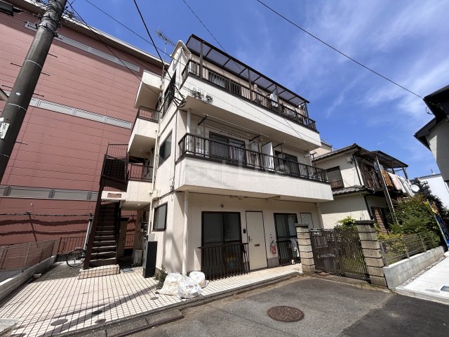 建物外観　アローハイツ