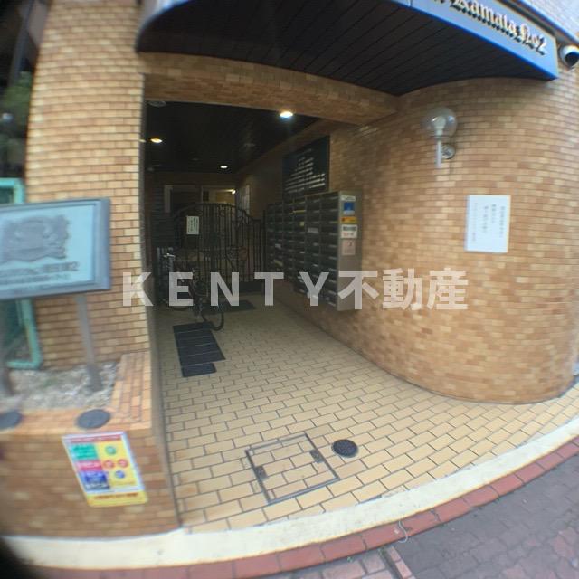 エントランス　清潔なエントランスです