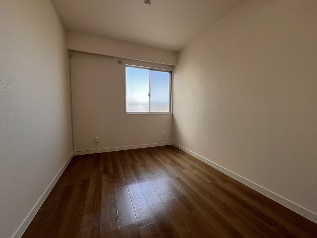 その他部屋・スペース　落ち着いて過ごせるお部屋なので、寝室にいかがでしょうか