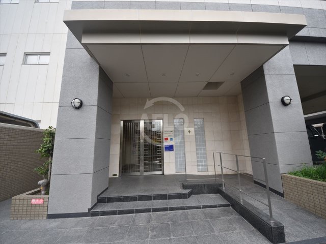 エントランス　アヴァンセクール京橋南　エントランス