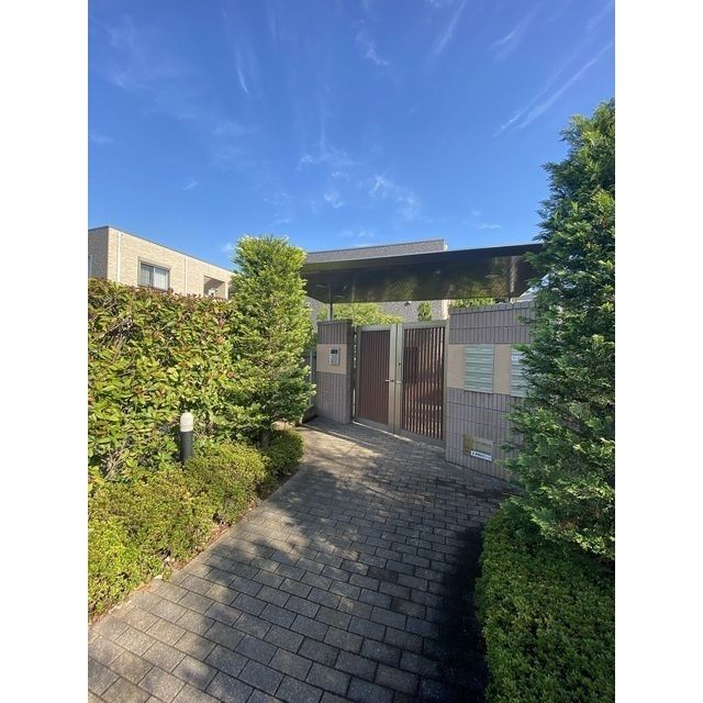 エントランス　☆共用部分☆
