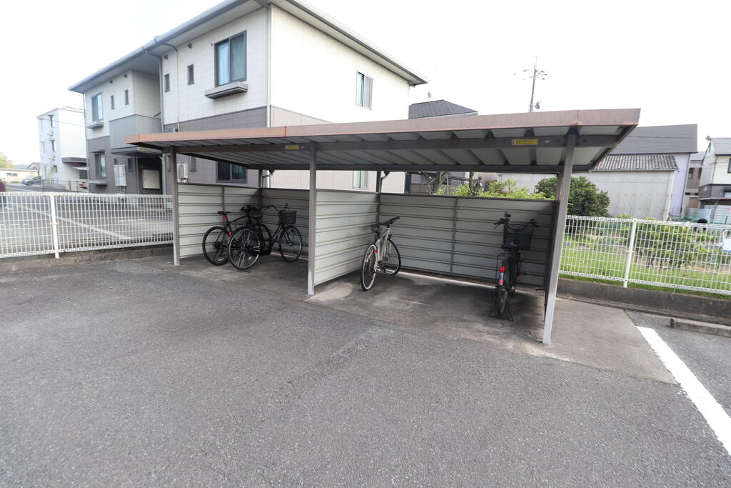その他　駐輪場☆