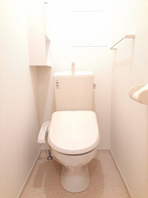 トイレ　ゆったりとした空間のトイレです