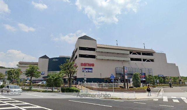 スーパー　スーパー三和本牧店（スーパー）まで461m