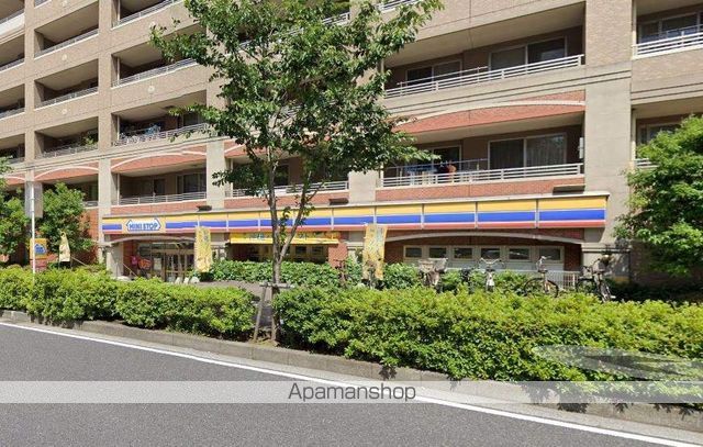 コンビニ　ミニストップ（コンビニ）まで940m
