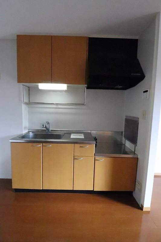 キッチン　写真は別のお部屋のものになります。