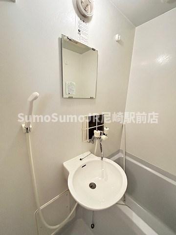洗面設備　忙しい朝には欠かせない洗面所です