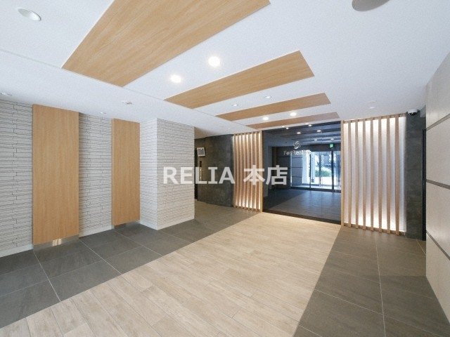 ロビー　★ ★ 口コミ２００件以上　評価４.９のお店 ★ ★