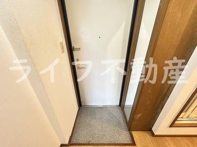 玄関　明るい玄関です