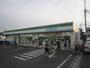 コンビニ　ファミリーマート 春日部粕壁店（コンビニ）まで703m
