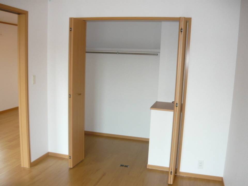 収納　クローゼット