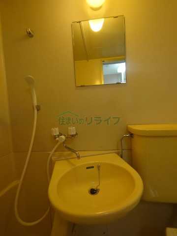 洗面設備　別階層の写真になります。