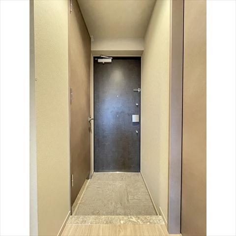 デュオフラッツ大宮の玄関写真