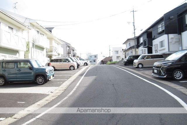 その他　前面道路（その他）まで10m