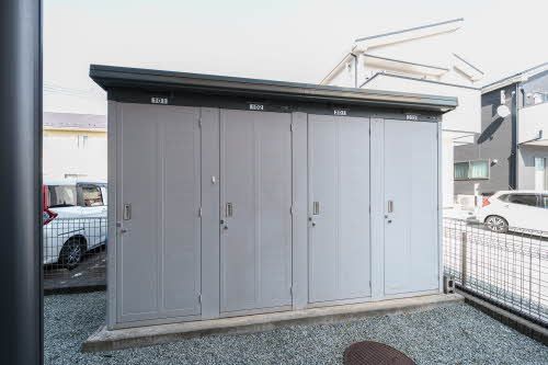 建物外観　ストッカー