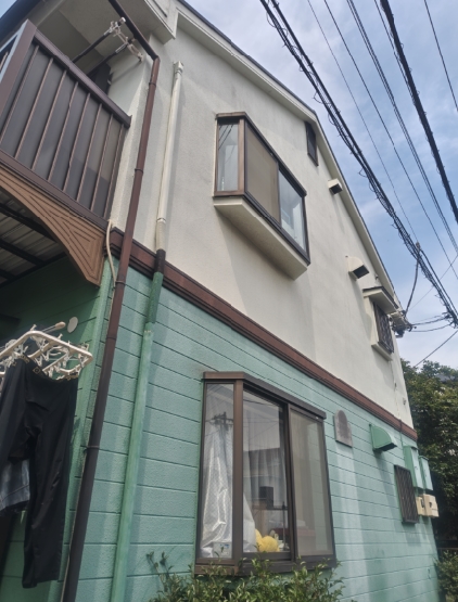 建物外観　閑静な住宅街☆角部屋・三面採光☆