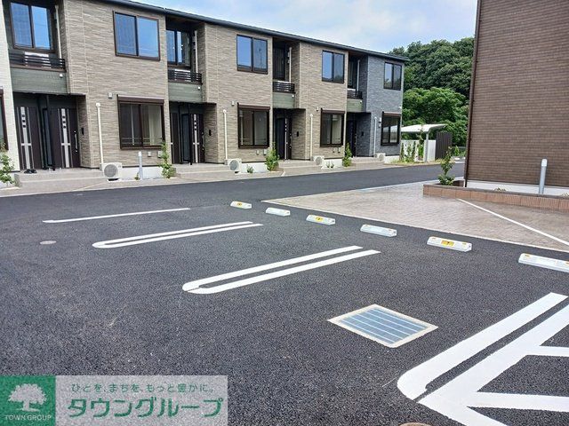 駐車場　駐車場
