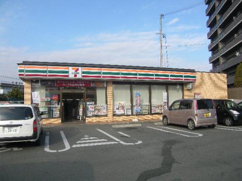 コンビニ　セブンイレブン（コンビニ）まで280m