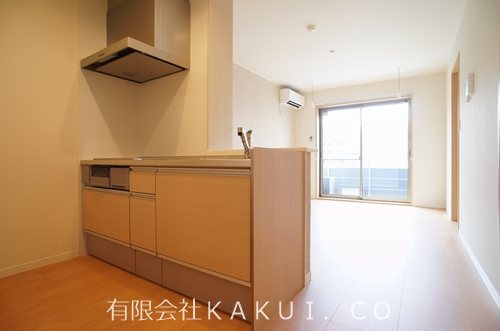 キッチン　※退去前又または工事中のため、別号室の写真になります。