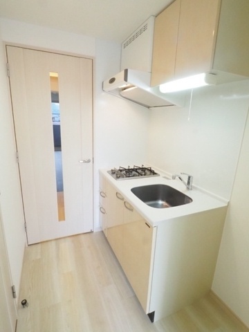 キッチン　※別部屋参考写真