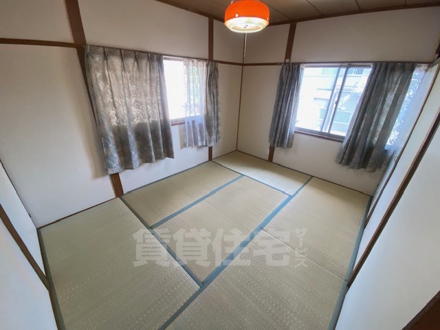 ＪＲ山陽本線 西明石駅 徒歩22分 2階建 築50年の内装写真
